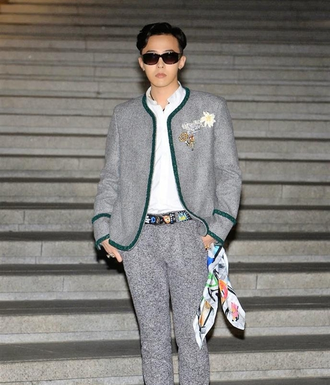 G-Dragon va nhung lan dien vest lich lam khien chi em 'do guc'