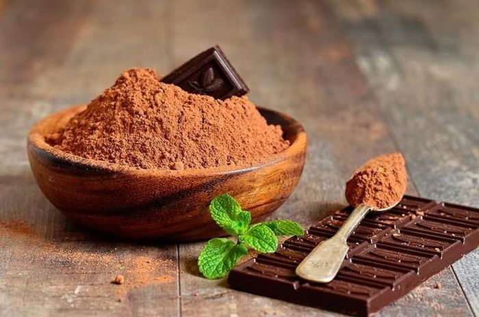 Thêm một thìa cacao vào sinh tố hoặc thưởng thức một ít socola đen sẽ giúp nam giới tăng ham muốn.