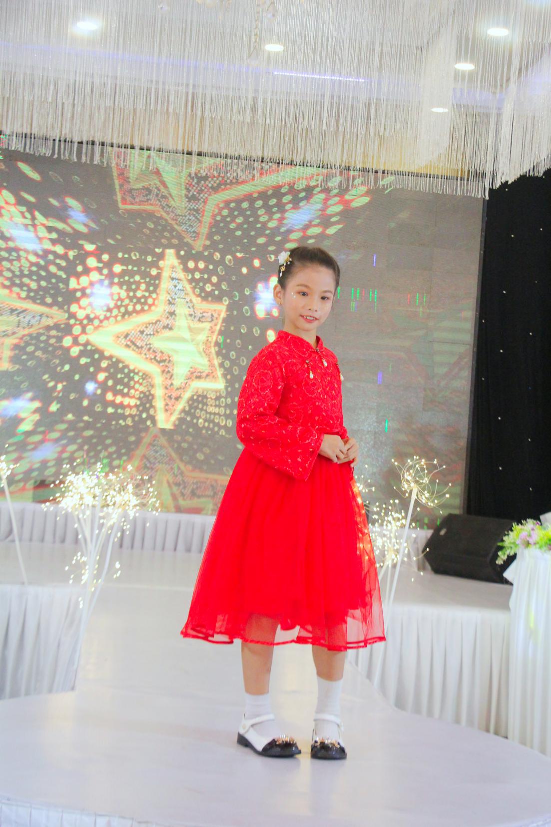 Trần Ngọc Minh Châu, Tài năng Việt