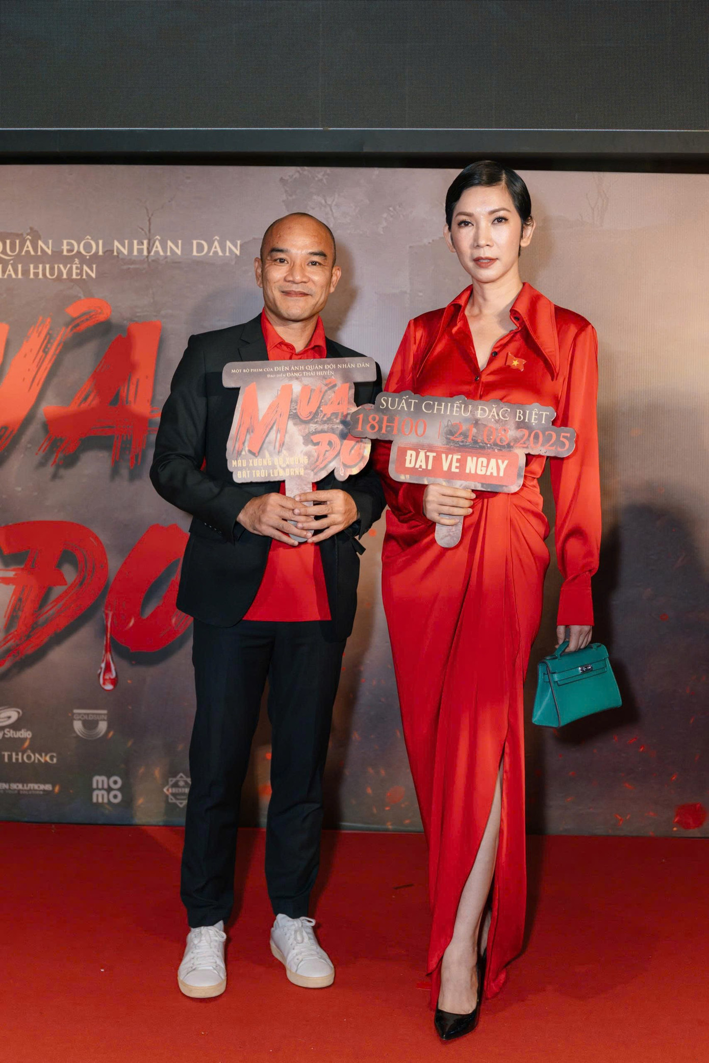 phim Mưa Đỏ