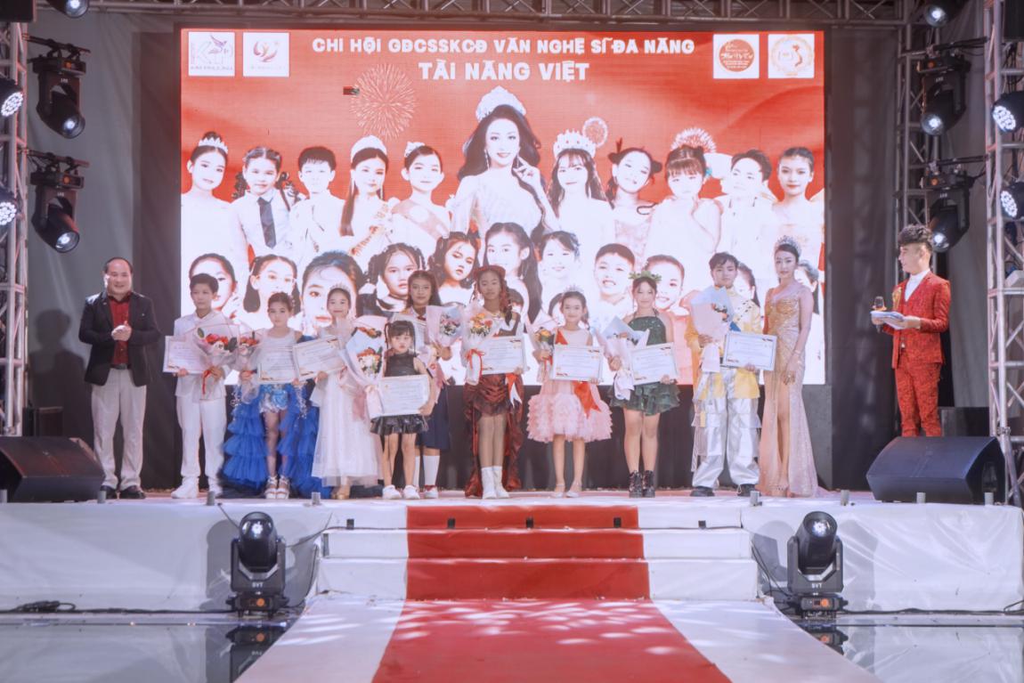 Hoa hậu Kim Phượng, Tài Năng Việt