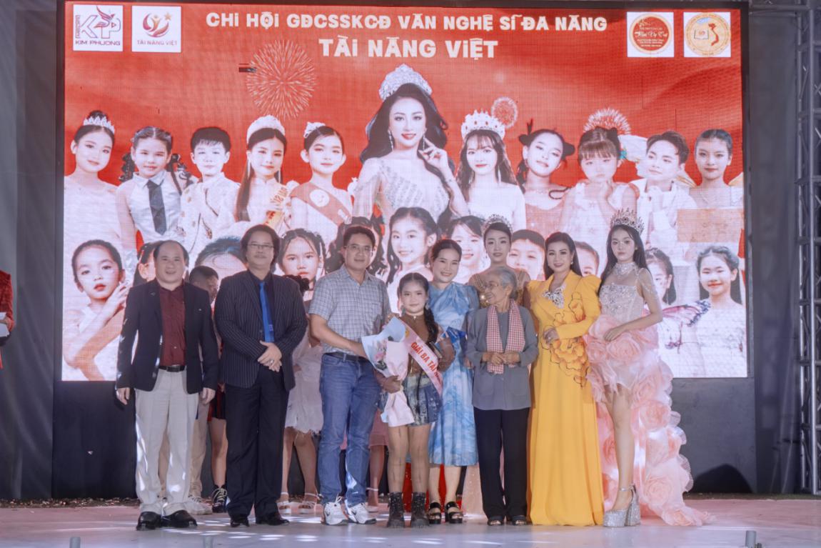 Dương Huỳnh Bảo Uyên, Tài Năng Việt