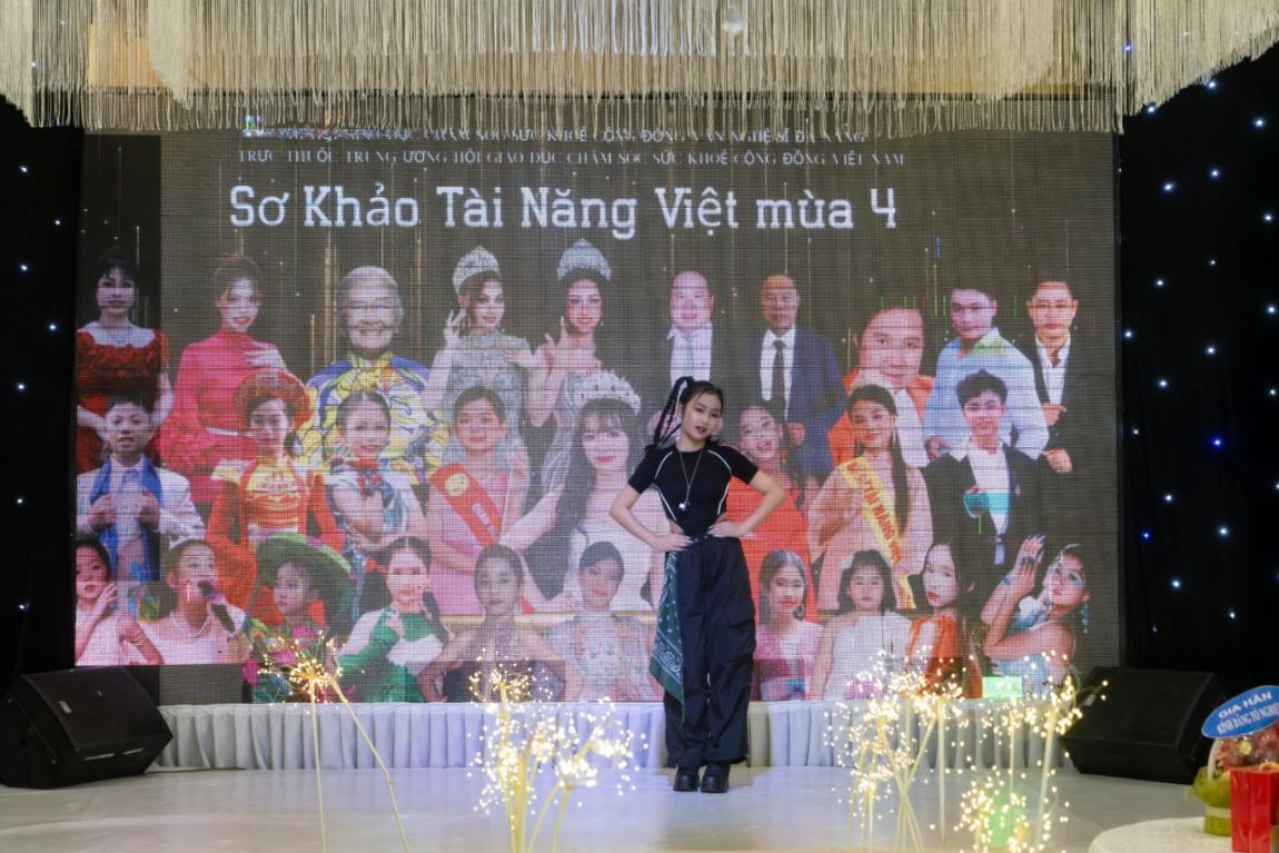 Hoàng Bảo Trân, Cherry Bảo Trân, Tài Năng Việt