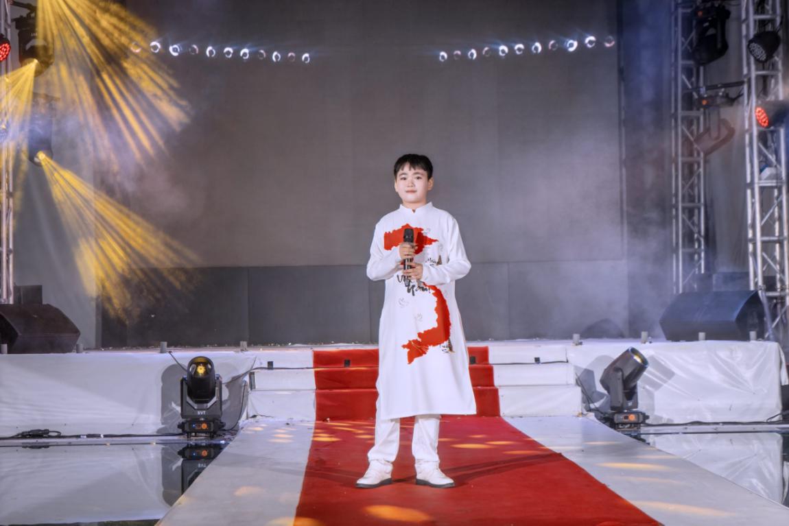 Model kid Trọng Sang, Tài Năng Việt