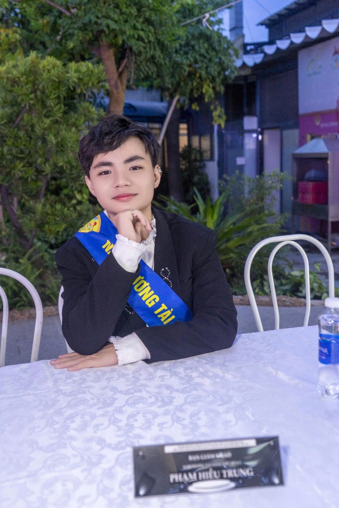 Phạm Hiếu Trung, Tài Năng Việt