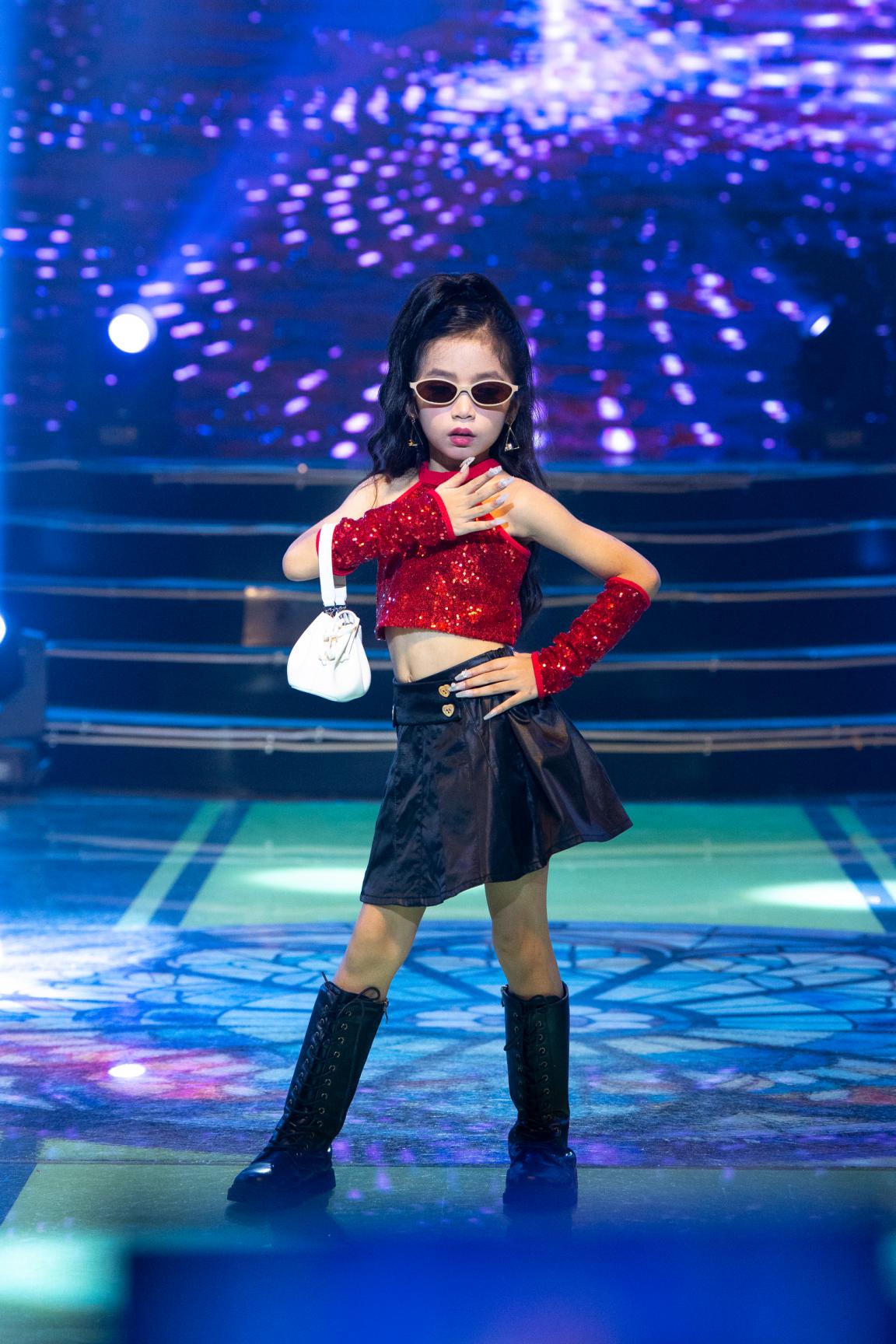 Huỳnh Ngọc Gia Hân, Tài Năng Việt