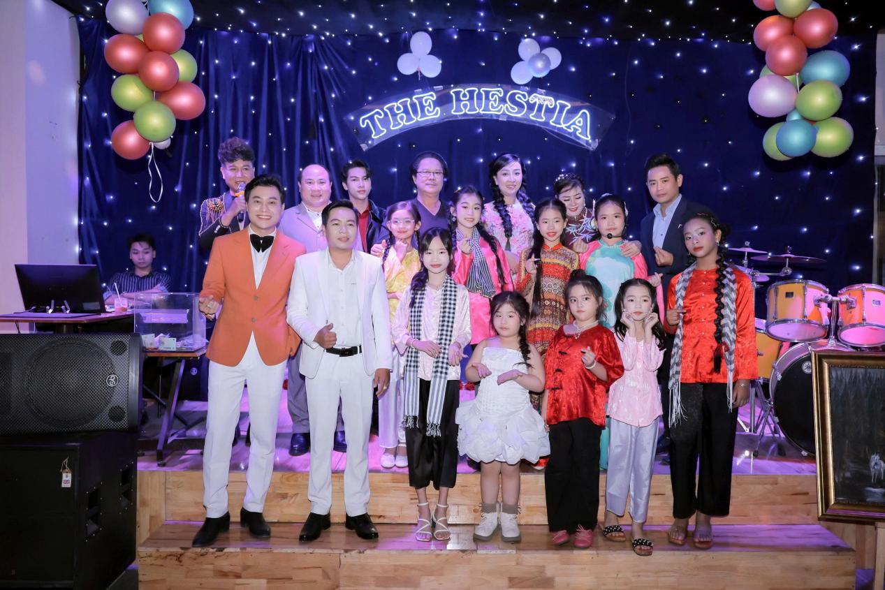 Tài Năng Việt, từ thiện, vùng lũ